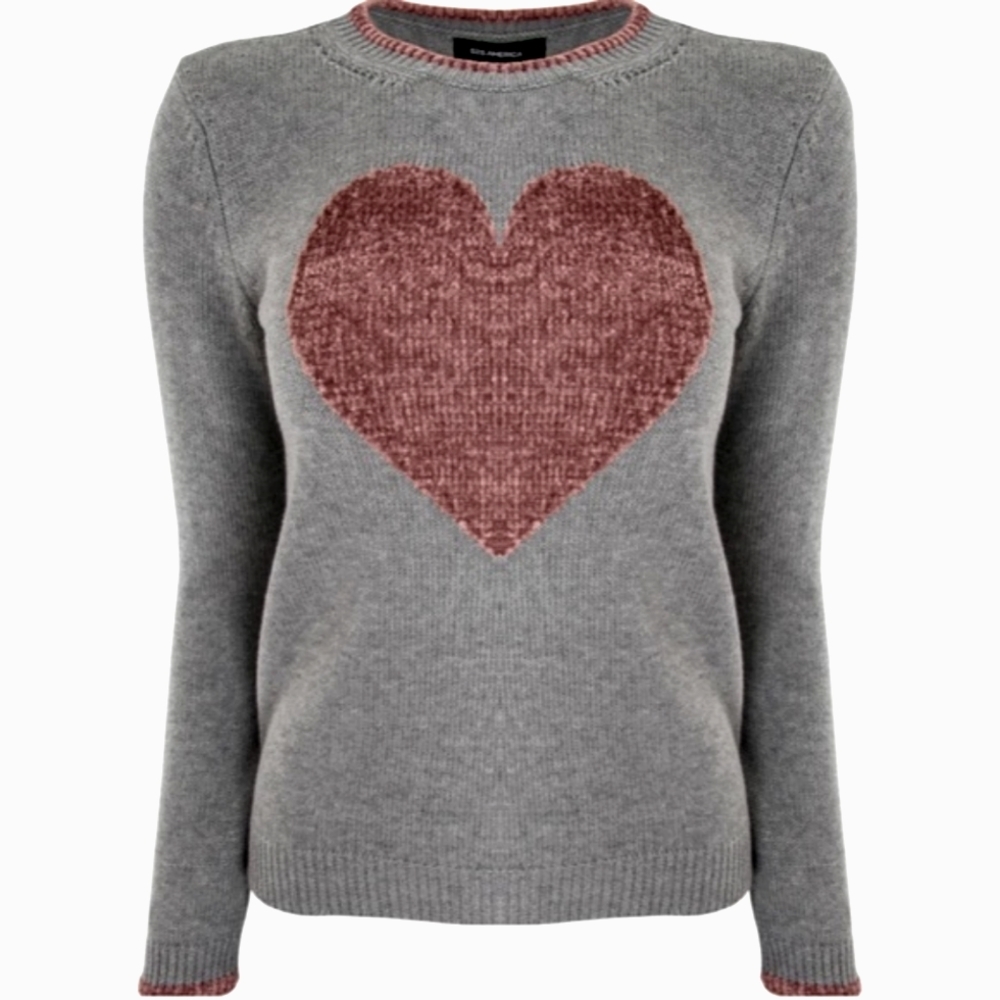 NWOT 525 America Women's Chenile Heart Sweater